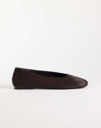 schuh ballerine squadrate in pelo bovino sintetico marrone
