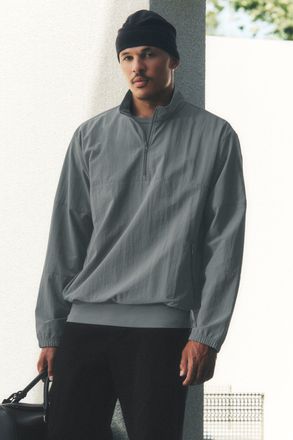 Alo | Light Weight Takeaway Track Pullover Top in Monument, Size: Medium