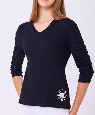 French Kyss V-Neck Top With Flower In Black/ivory