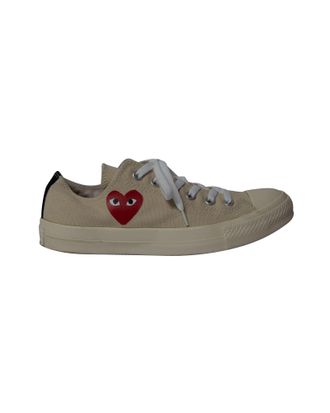 Comme Des Gar&ccedil;ons Comme Des Garcons Play x Converse lage sneakers in beige canvas