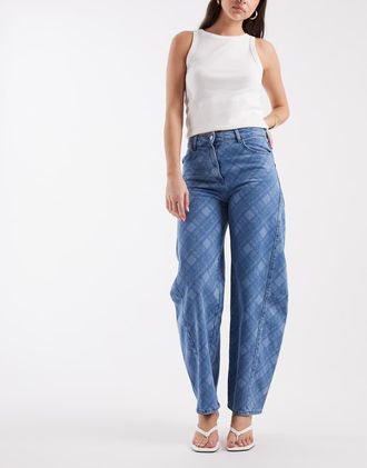 Asos Jeans bombati a vita alta con stampa laser a quadri-Blu