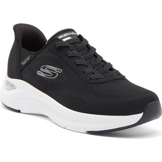 Skechers Arch Comfort Swift Fit Sneaker in Black at Nordstrom Rack, Size 10.5