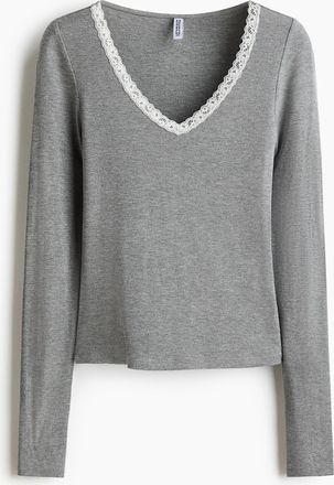 H&M Jerseyshirt mit Spitzenborte - Grau
