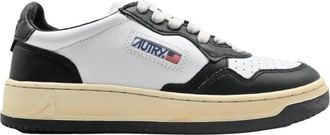 Autry Zwarte Leren Lage Sneakers - Dames - Sneakers - Zwart - 35 EU - Leer - Schoenen