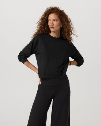 Vuori Clothing Halo Modern Crew Neck Shirt | Black Heather | XS, Size Extra Small