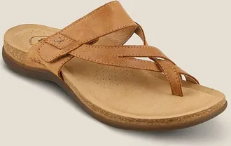 Taos Womens Perfect Sandals In Tan