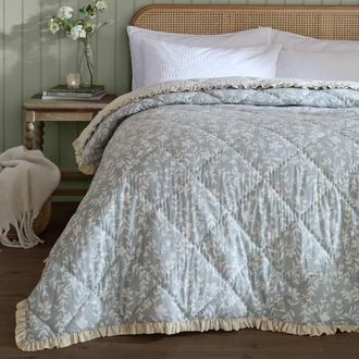Wylder Amelia 100% Cotton Floral Quilted Bedspread in Pale Blue | Size: King