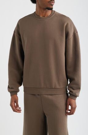 Elwood Core Oversize Crew Sweatshirt in Vintage Brown at Nordstrom, Size Xx-Large