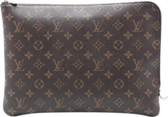 Louis Vuitton Pre-owned Clutches, female, Brown, Size: ONE SIZE Pre-owned Etui Voyage MM