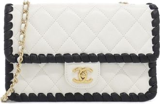 Chanel Black White Leather Chain/Shoulder Wallet (Pre-Owned)