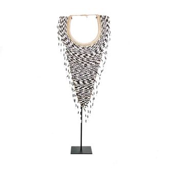 Bazar Bizar Objeto decorativo de hierro y cuentas 28x10x71 cm