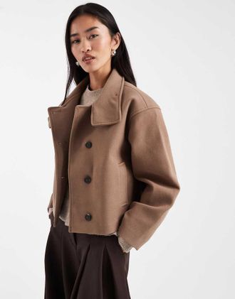 New Look Cappotto color visone con bottoni e scollo a imbuto-Neutro