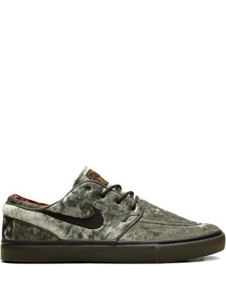 Nike SB Zoom Janoski OG+ SE Medium Olive/Baroque Brown/Dark Team Red/Velvet Brown sneakers - men - Rubber/Velvet/Fabric - 8.5 - Green