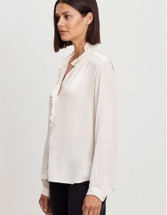 Velvet Velvet By Graham And Spencer Womens Regular Fit Ruffle Sleeve V-Neck Blouse - Cream - Size: 10