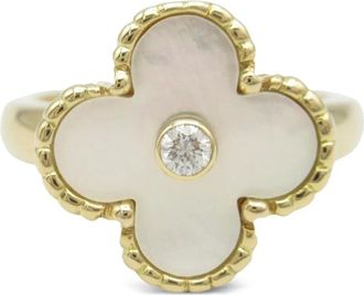 Van Cleef & Arpels Anello Alhambra in oro giallo 18 carati con madreperla e diamanti anni 2010