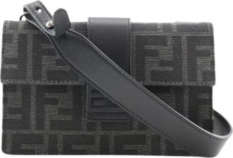 Fendi Pre-owned Cross Body Bags, male, Black, Size: ONE SIZE Pre-owned Baguette Convertible Belt Bag