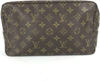 Louis Vuitton Brown Monogram Monogram Pouch (Pre-Owned)