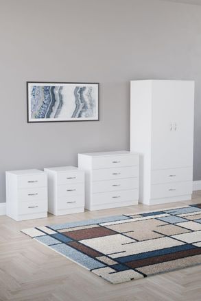 Home Discount Vida Designs Riano 4Pc Bedroom Set 3 Drawer Bedside, 5 Drawer Chest in White