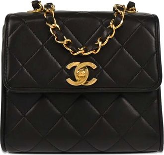 Chanel 1992 quilted lambskin shoulder bag - women - Lambskin - One Size - Black