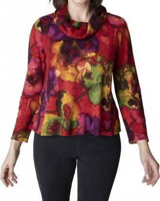 Habitat Abstract Floral Easy Cowl Top In Apple