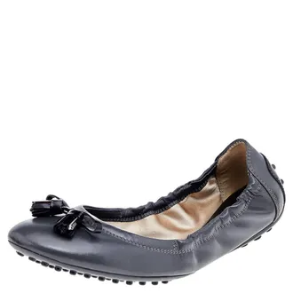 Tod's Tods Grey/black Patent And Leather Buckle Detail Scrunch Ballet Flats