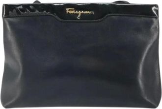 Ferragamo Pre-owned Shoulder Bags, female, Black, Size: ONE SIZE Pre-owned Leather Shoulder Bag