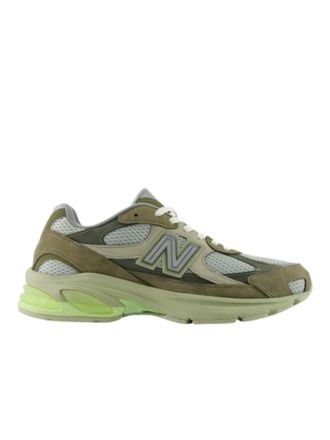 New Balance Layered Green And Beige Sneakers With Chunky Sole