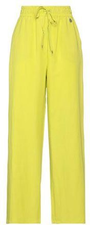 Berna BOTTOMWEAR - Trousers sur YOOX.COM