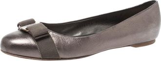Ferragamo Metallic Grey Leather Vara Bow Ballet Flats