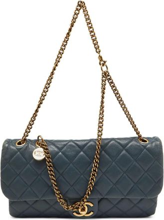 Chanel Borsa a spalla con logo CC con battente - Blu