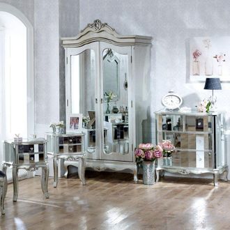 Melody Maison Bedroom Furniture Set, Mirrored Double Wardrobe, Chest Of Drawers & Pair Of Bedside Chests - Tiffany Range in Metallic Silver