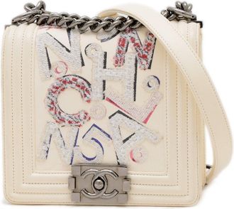 Chanel Leather Canvas Shoulder Bag (Pre-Owned)