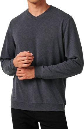 Travis Mathew Amenities V-Neck Crew Sweater In Heather Dark Grey