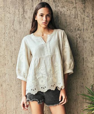 ROSE & ROSE Goldhawk Daisy Applique Top In Natural/gold