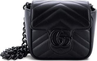 Gucci GG Marmont Flap Matelasse Leather Mini belt bag - Zwart
