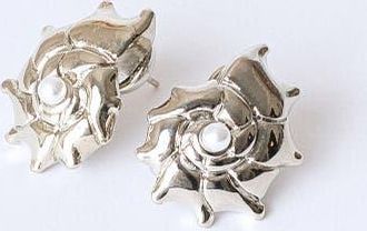 Classicharms Leah Seahell Stud Earrings in Silver at Nordstrom