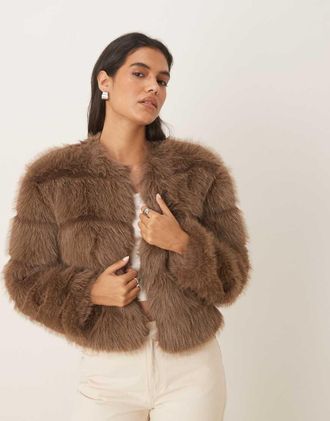 Jacqueline de Yong Giacca in pelliccia sintetica marrone chiaro