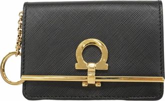 Ferragamo Black Leather Coin Purse/Coin Case (Pre-Owned)