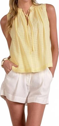 Elan Beach Picnic Flowy Sleeveless Top In Yellow