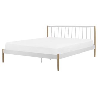 Beliani Cama De Metal 160 X 200 Cm Blanca Con Patas De Madera Clara Base De Listones Estilo Retro Escandinavo Maurs