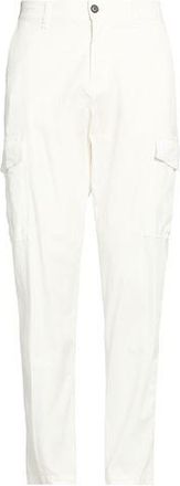 Eleventy BOTTOMWEAR - Pantaloni su YOOX.COM