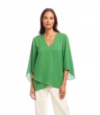 Karen Kane Bracelet Sleeve Asymmetric Top In Green