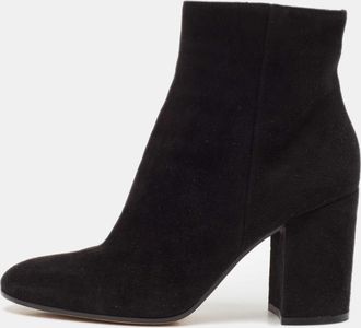 Gianvito Rossi Black Suede Block Heel Ankle Length Boots