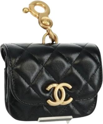 Chanel Pre-owned Wallets, female, Black, Size: ONE SIZE Pre-owned Vintage Pouch