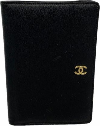 Chanel Black Leather Wallet (Bi-Fold) (Pre-Owned)