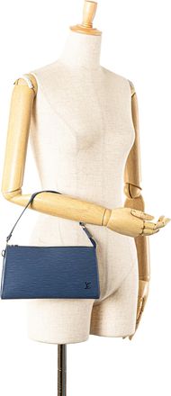 Louis Vuitton Pre-owned Womens Pochette Epi Leather Handbag - Blue - One Size
