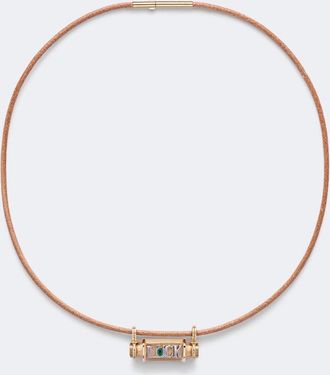 Marie Lichtenberg Collar Luck Smash de oro de 18 ct y piel con esmeralda