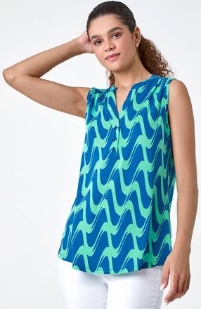 Roman Wave Print Button Sleeveless Top