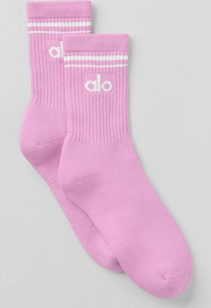 Alo | Half-Crew Throwback Socks in Candy Heart Pink/White, Size: Medium
