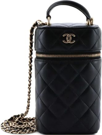 Chanel Classic Vanity Top Handle Phone Holder with Chain Quilted Lambskin crossbody bag - Zwart